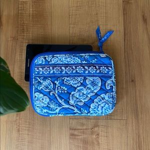 Vera Bradley Light Blue Tablet Carrier Bag.